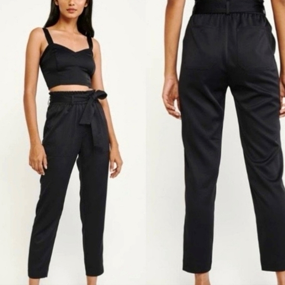 Abercrombie & Fitch Pants - EUC Satin Taper Pants Black